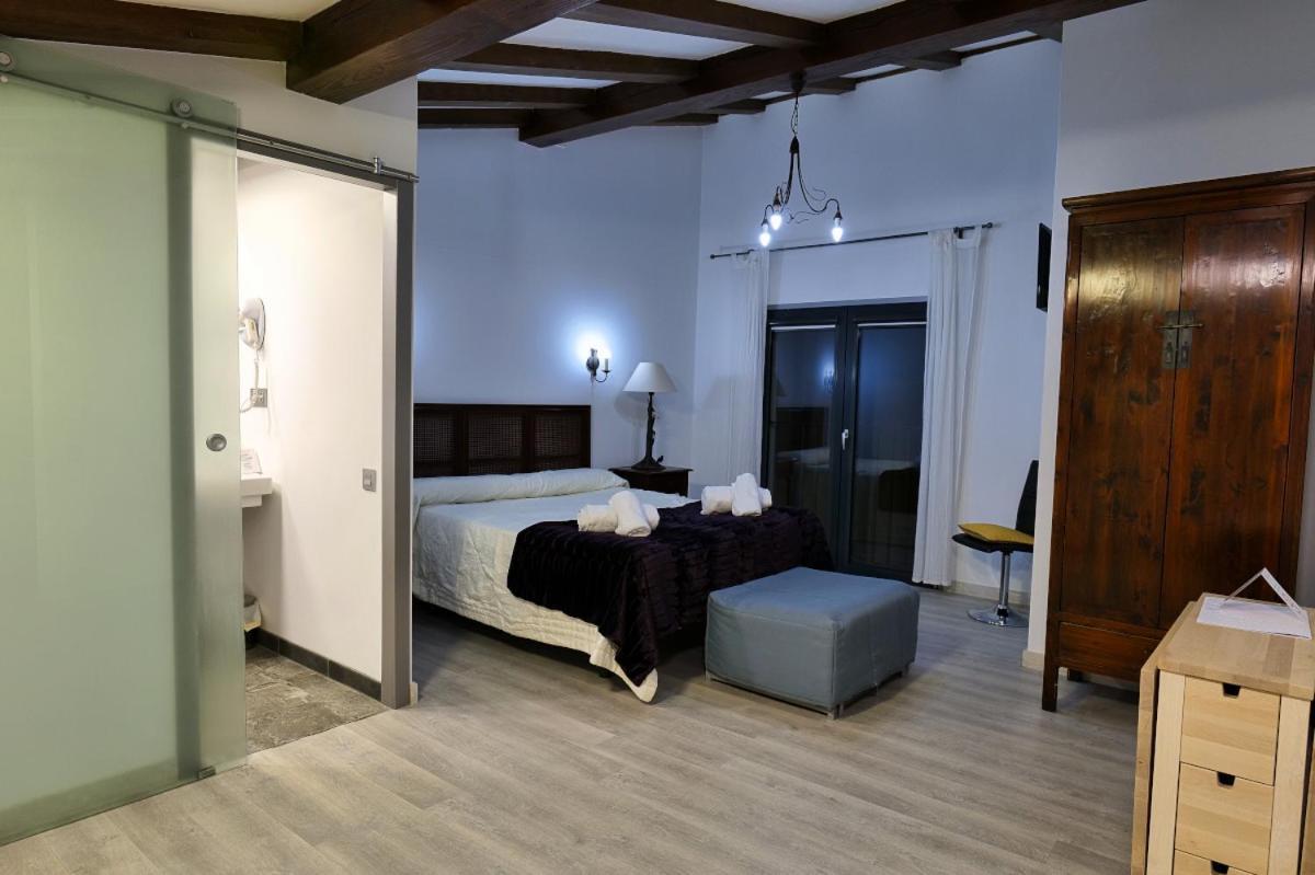 La Sinagoga Guest House เปญารานดา เด ดูเอโร ภายนอก รูปภาพ