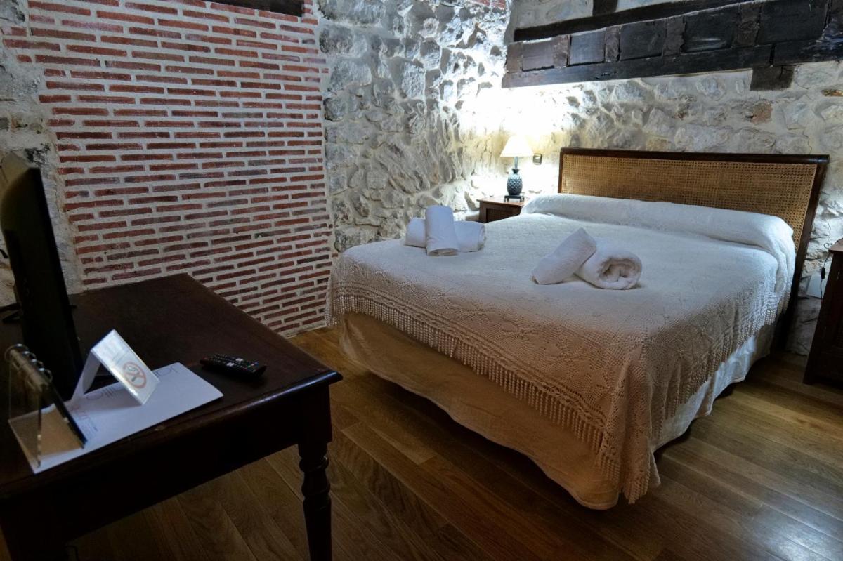 La Sinagoga Guest House เปญารานดา เด ดูเอโร ภายนอก รูปภาพ