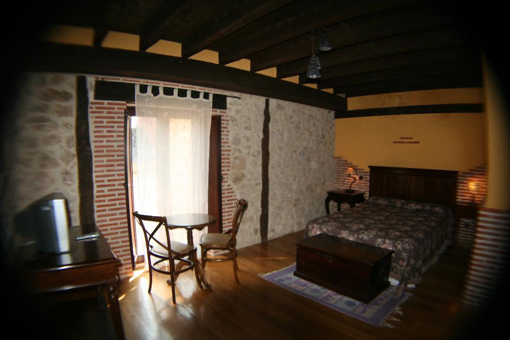 La Sinagoga Guest House เปญารานดา เด ดูเอโร ภายนอก รูปภาพ