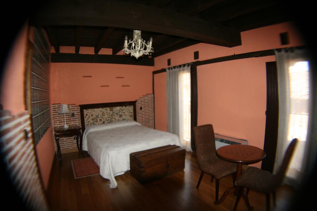 La Sinagoga Guest House เปญารานดา เด ดูเอโร ภายนอก รูปภาพ